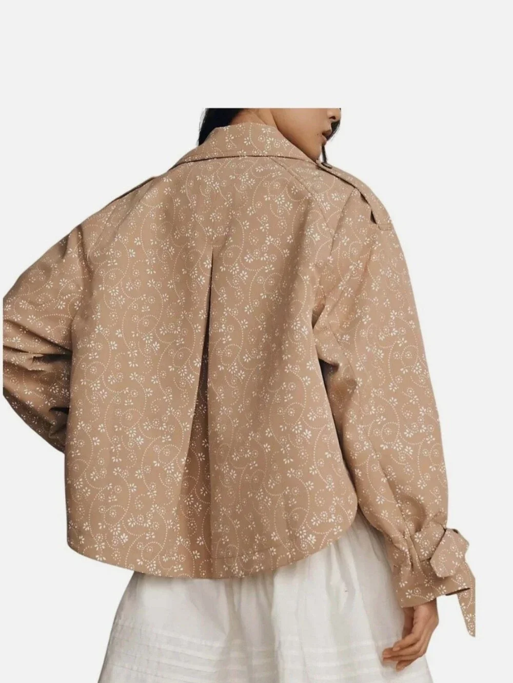 ANTHROPOLOGIE Cropped Floral-Print Trench Coat in Tan